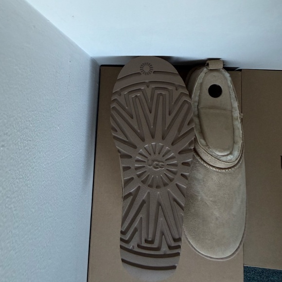 UGG WOMEN'S CLASSIC MICRO (SAND) - Picture 2 of 3
